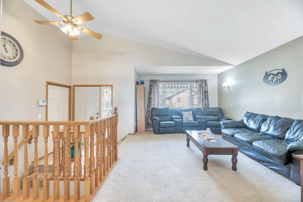 303 Robert Street SW Diamond Valley AB T0L2A0