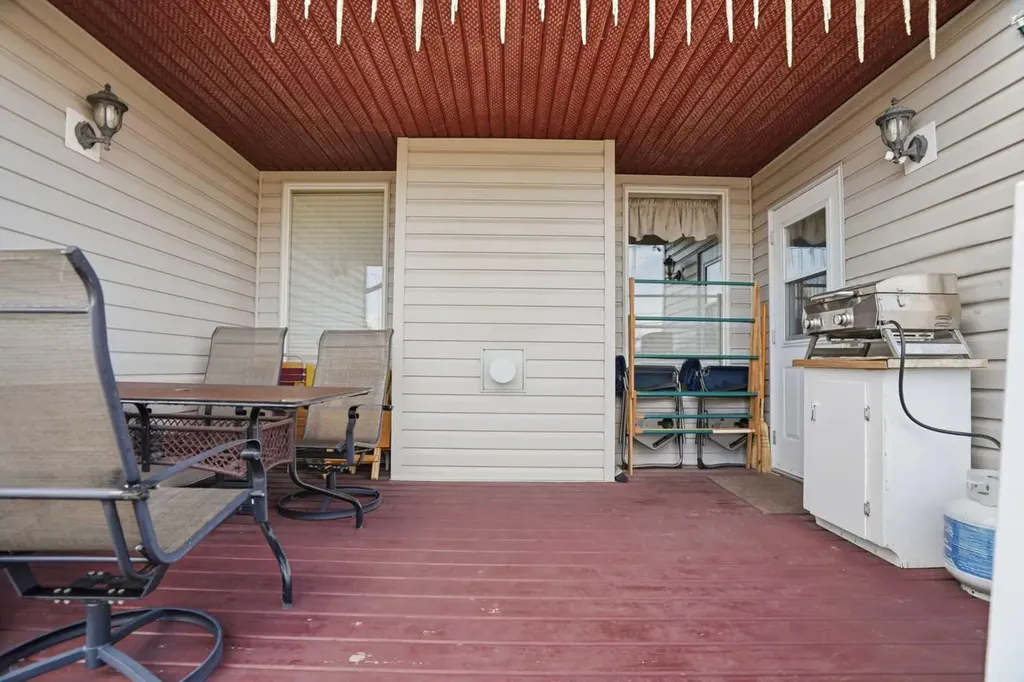 1706 3 Avenue SE High River AB T1V 1Y3