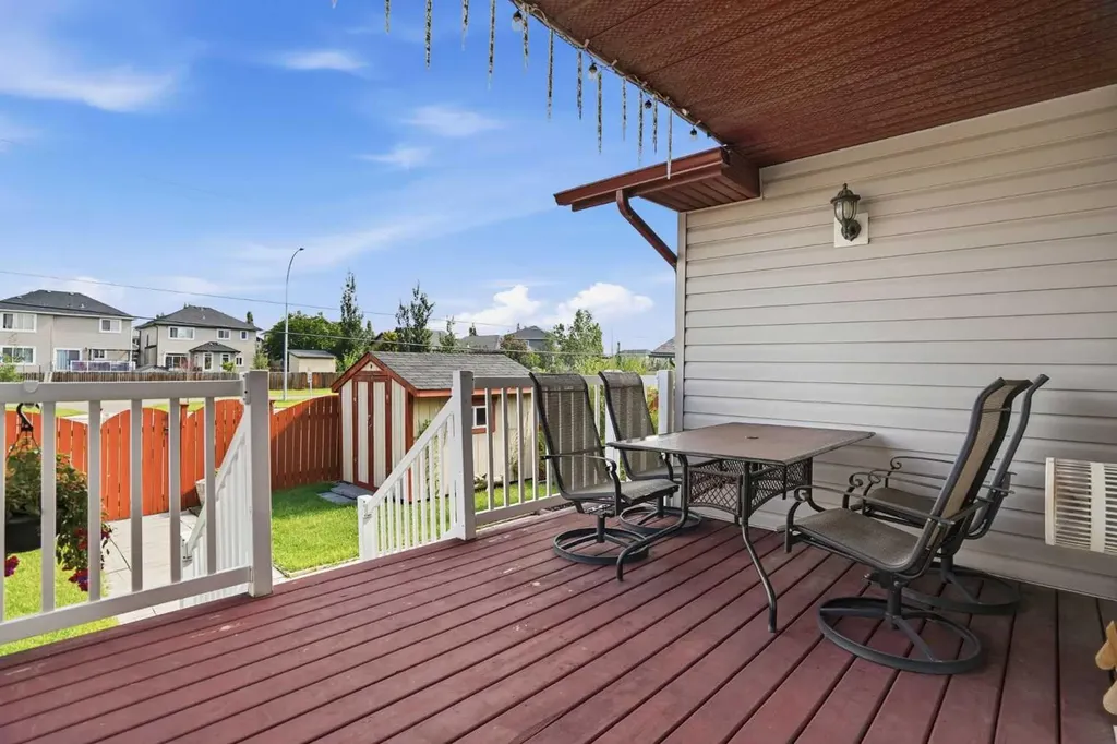 1706 3 Avenue SE High River AB T1V 1Y3