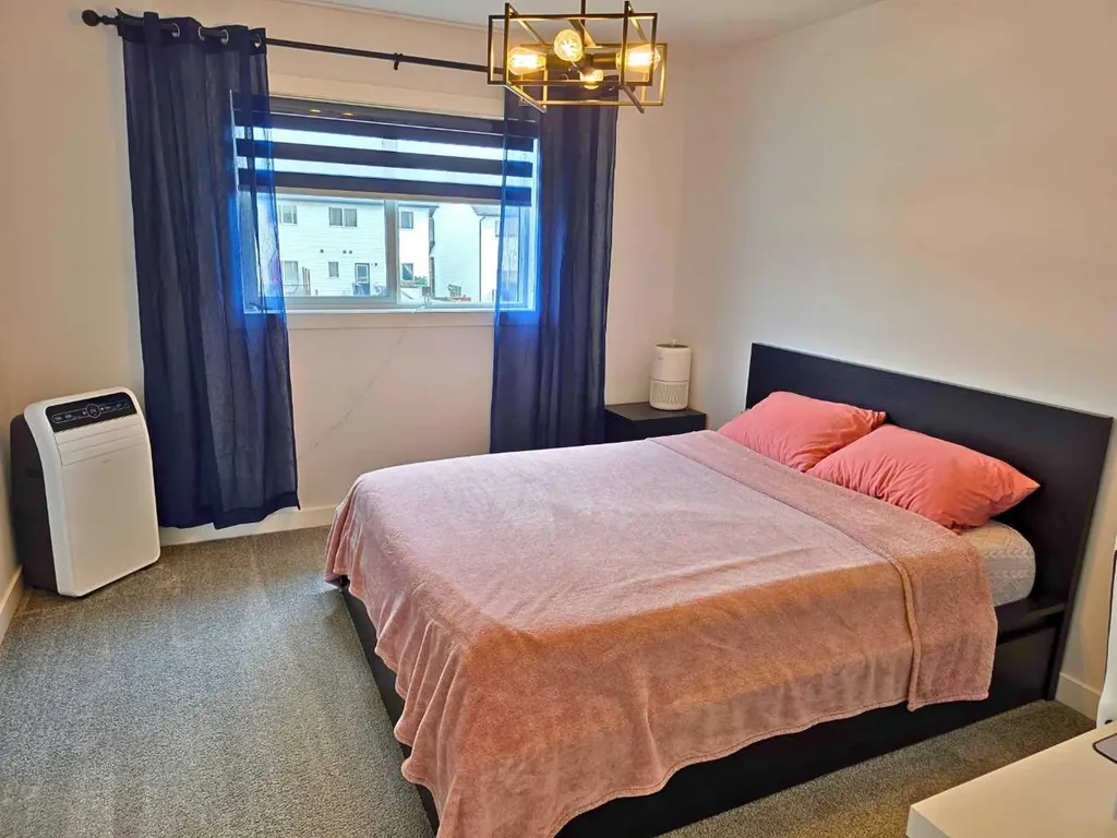 22 Earl Close Red Deer AB T4P 3G6