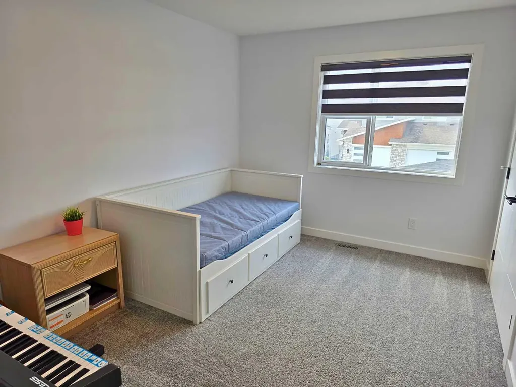 22 Earl Close Red Deer AB T4P 3G6