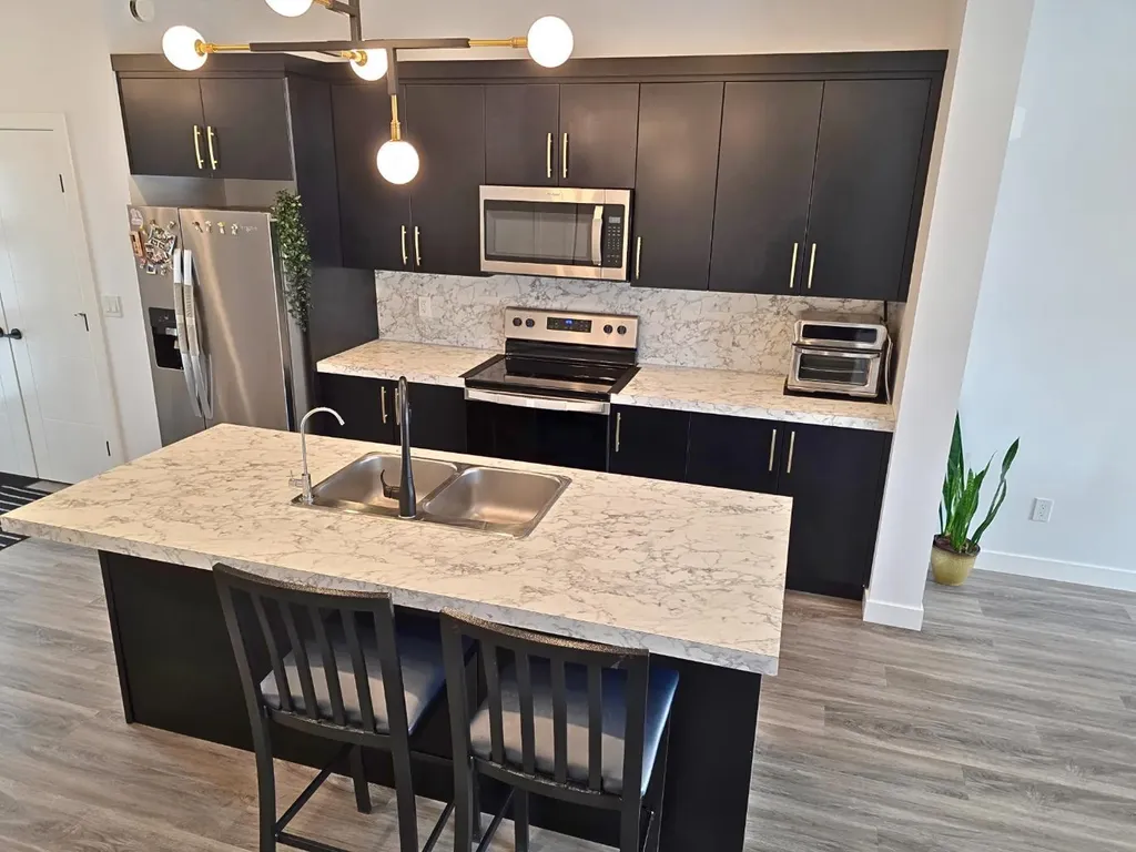 22 Earl Close Red Deer AB T4P 3G6