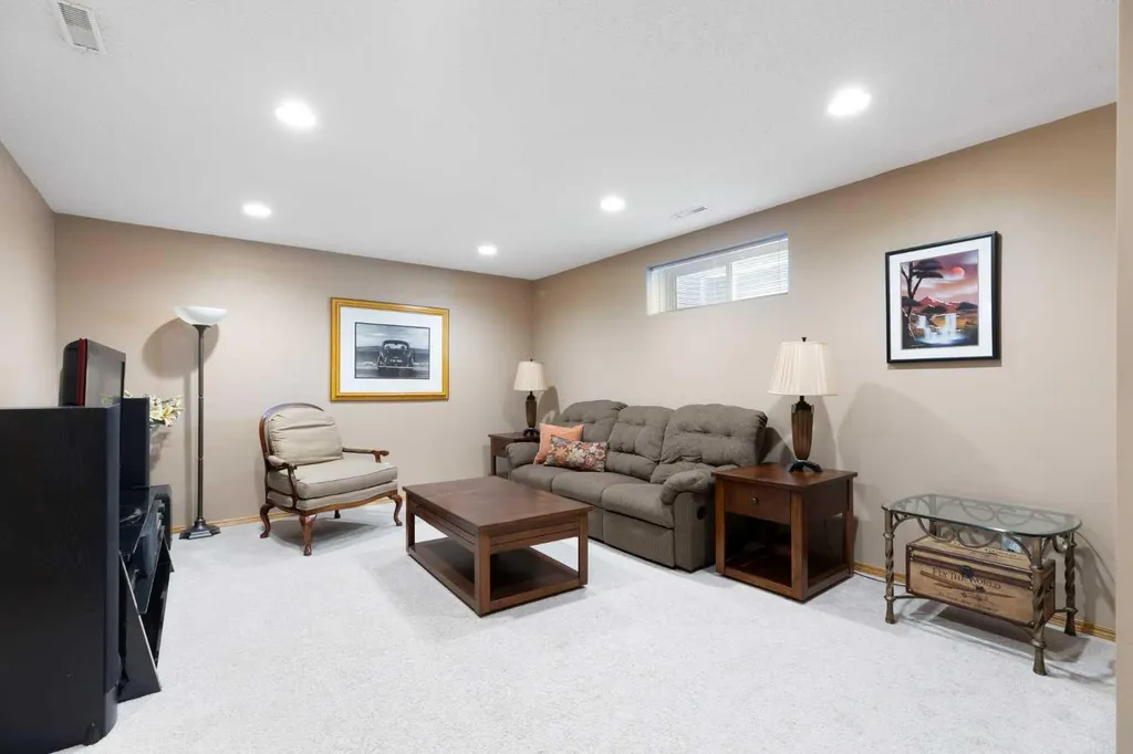 54 Cranfield Crescent SE Calgary AB T3M 1A6
