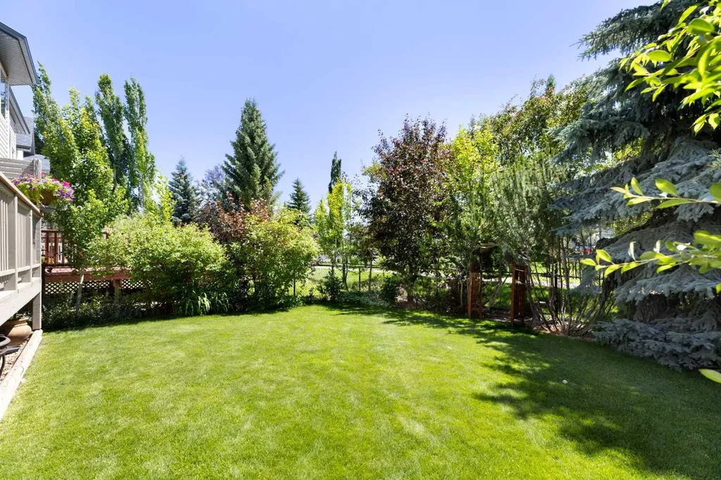 54 Cranfield Crescent SE Calgary AB T3M 1A6