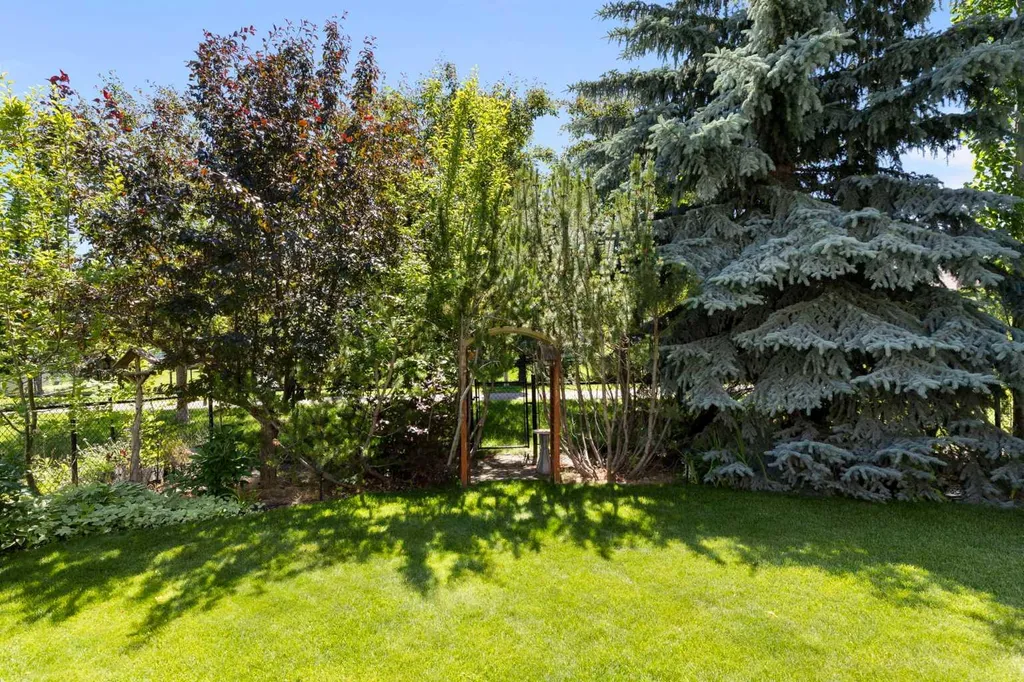54 Cranfield Crescent SE Calgary AB T3M 1A6