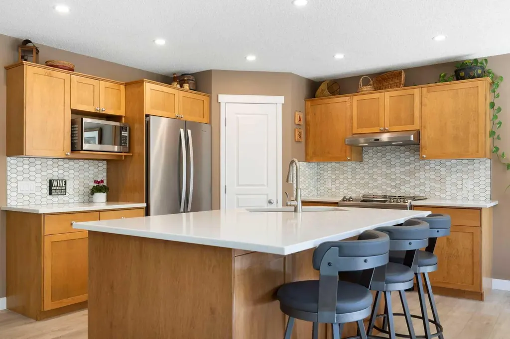 54 Cranfield Crescent SE Calgary AB T3M 1A6