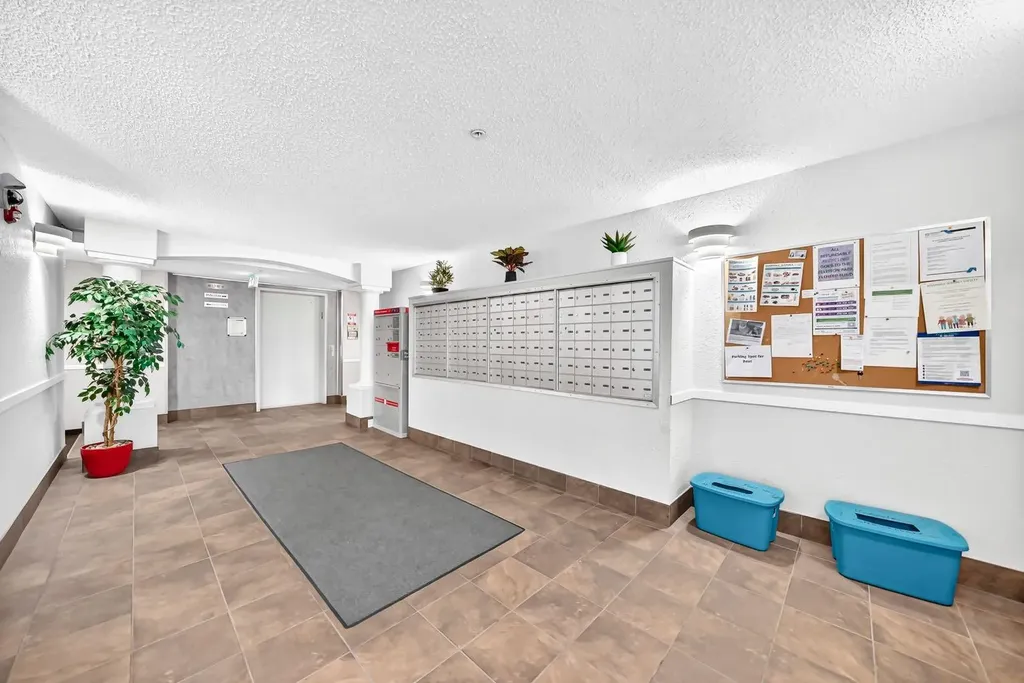 6224 17 Avenue Calgary AB T2A 7X8