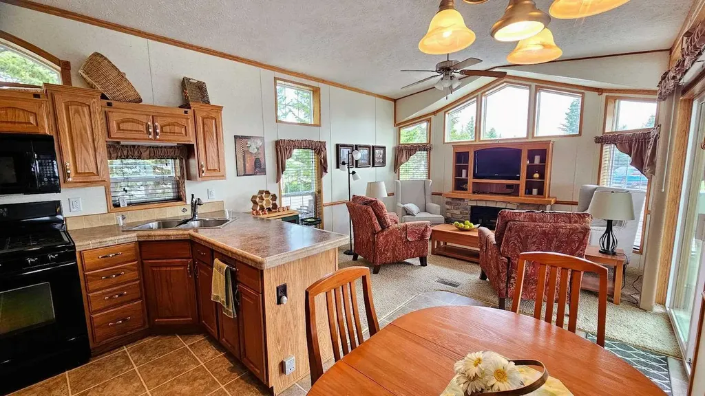32379 Range Road 55 Rural Mountain View County AB T0M 1X0