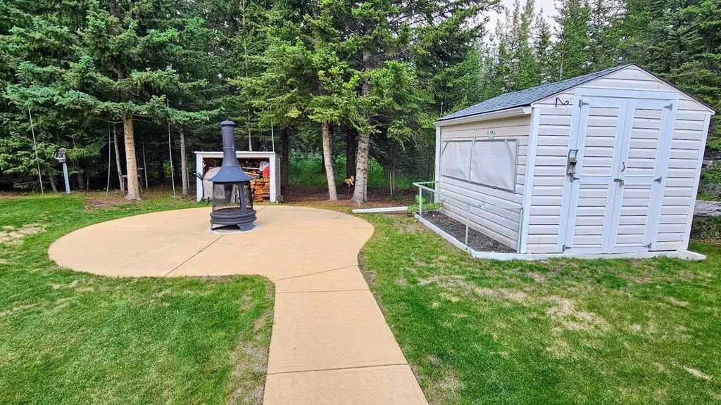 32379 Range Road 55 Rural Mountain View County AB T0M 1X0