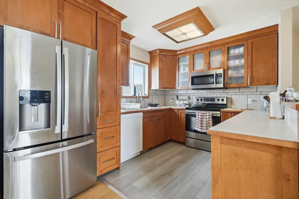 3 San Diego Manor NE Calgary AB T1Y 7A5