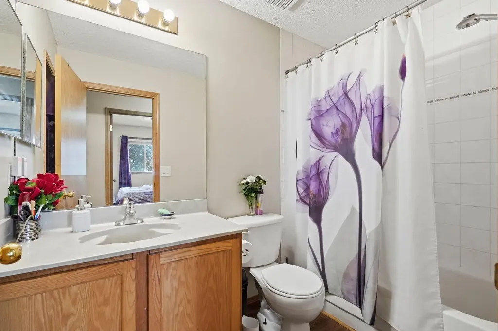 3 San Diego Manor NE Calgary AB T1Y 7A5
