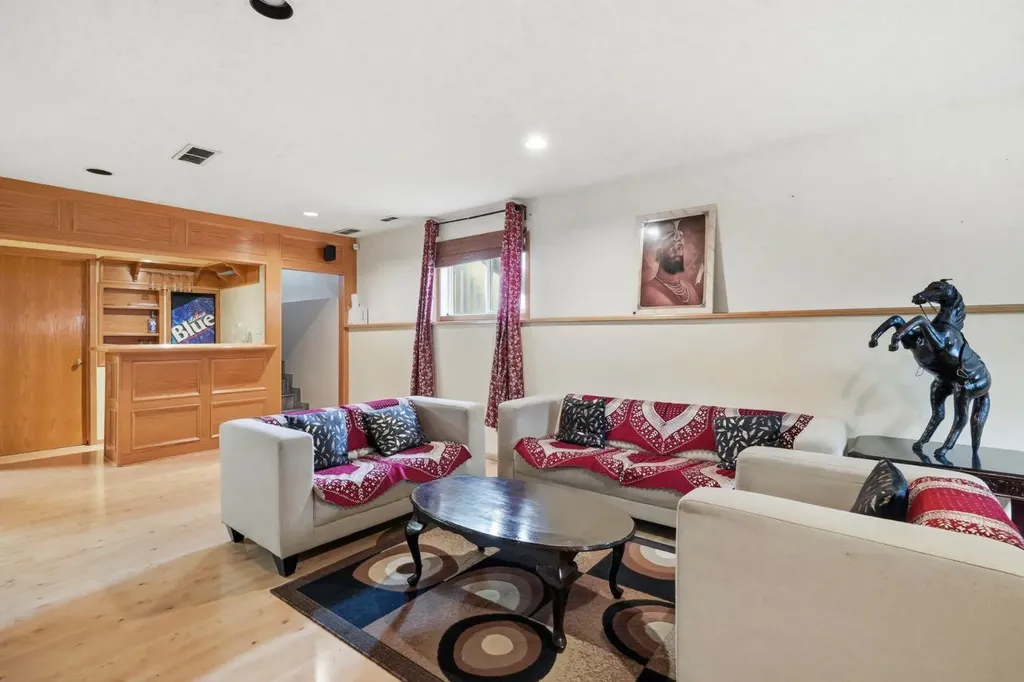 3 San Diego Manor NE Calgary AB T1Y 7A5