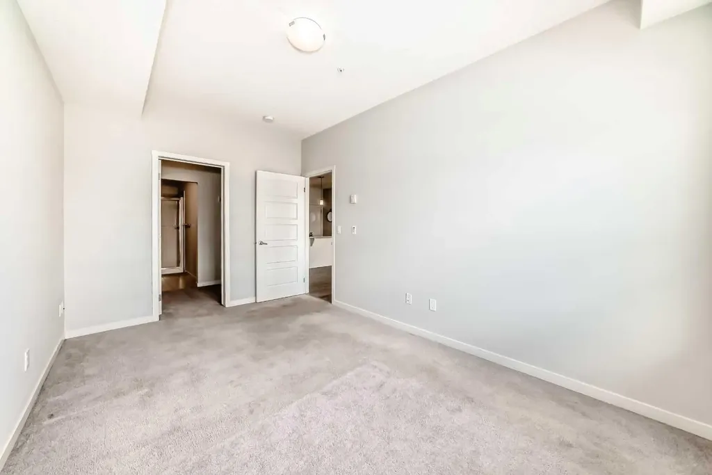 20 Seton Park SE Calgary AB T3M 2V4