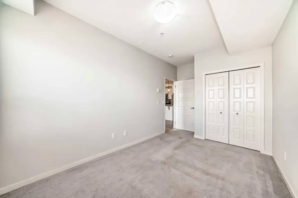 20 Seton Park SE Calgary AB T3M 2V4