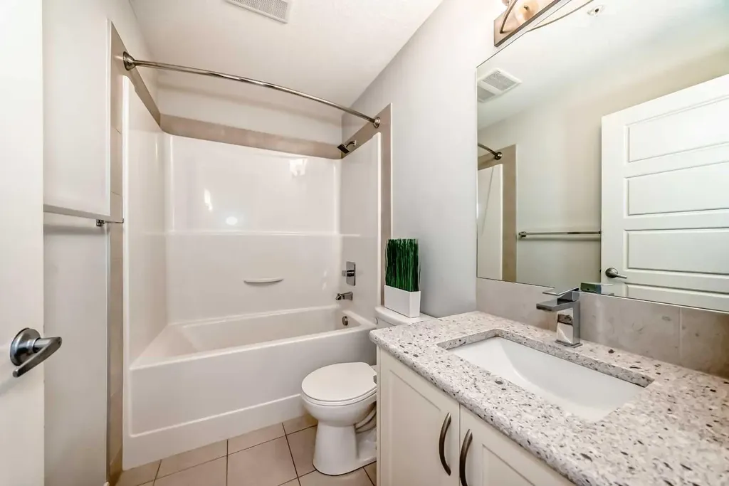 20 Seton Park SE Calgary AB T3M 2V4