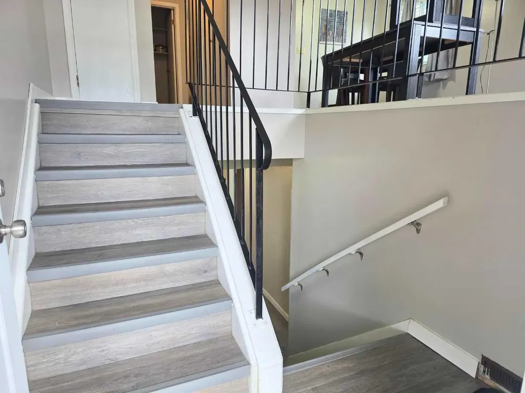 709 Hammond Drive S Fox Creek AB T0H1P0