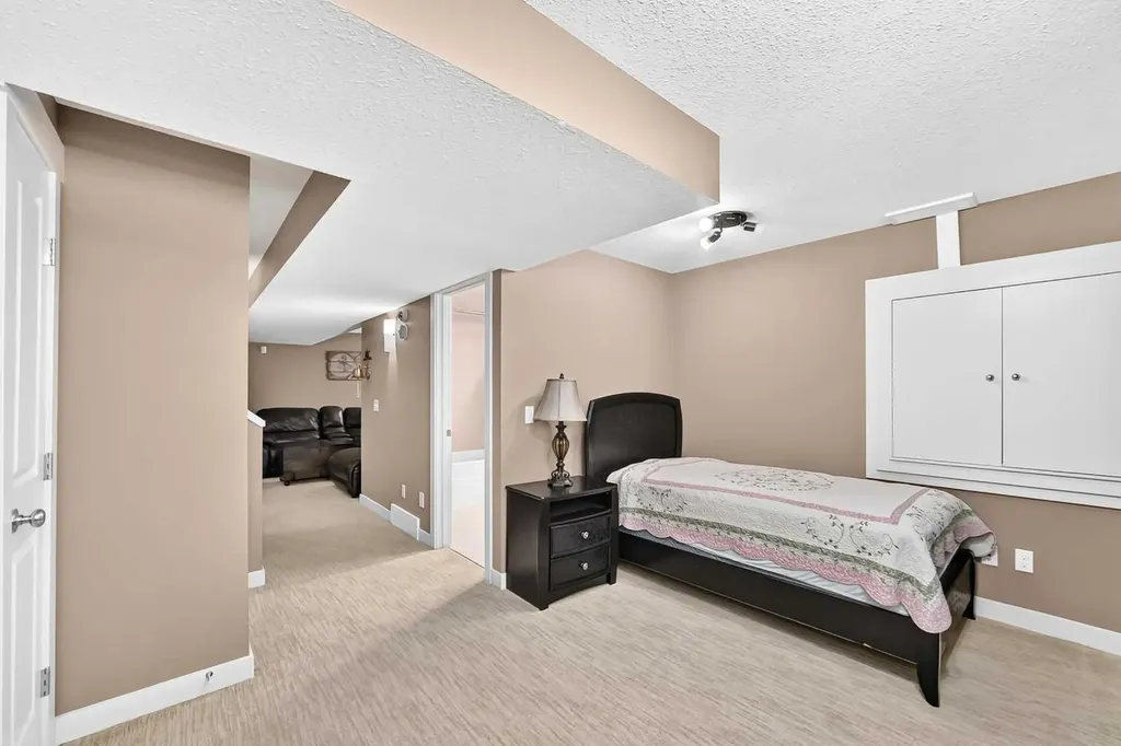 41 Skyview Ranch Manor NE Calgary AB T3N0K7