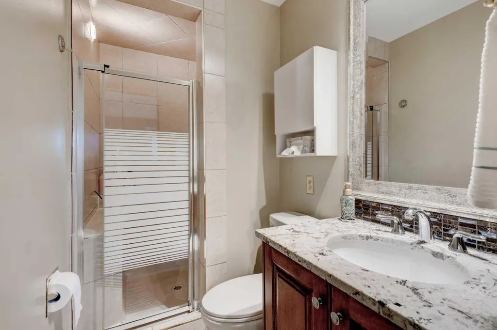 1032 Cantabrian Drive SW Calgary AB T2W 1L7