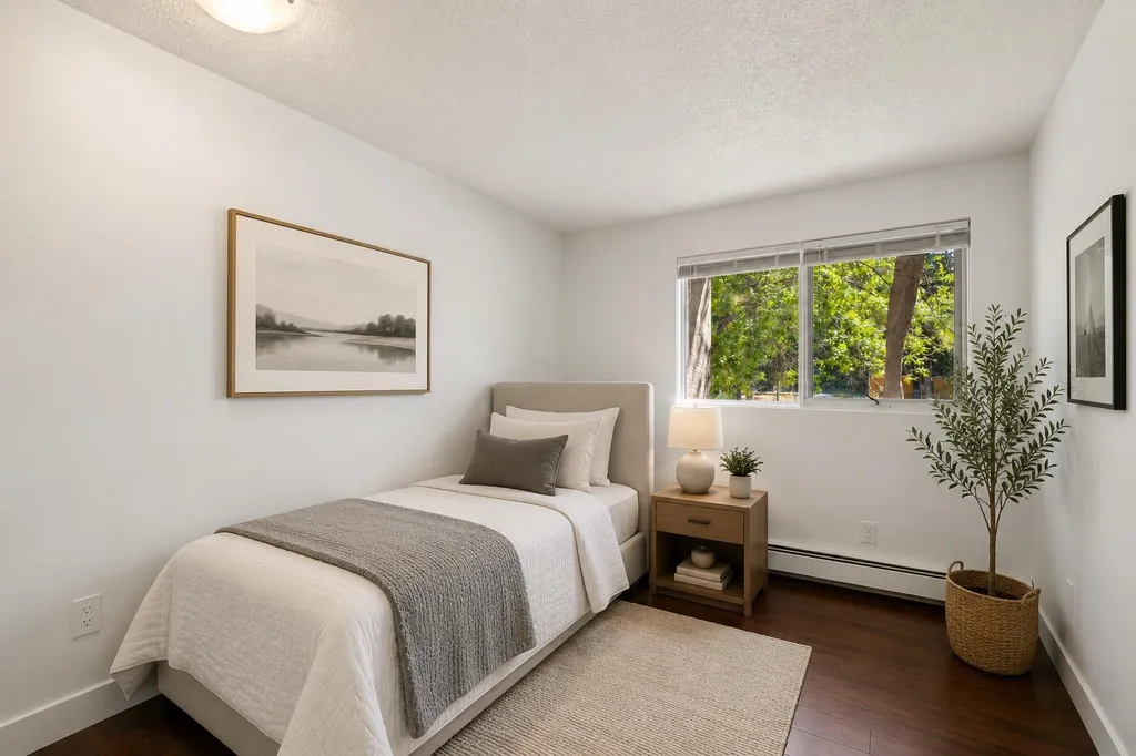 219 Village Terrace SW Calgary AB T3H 2L4