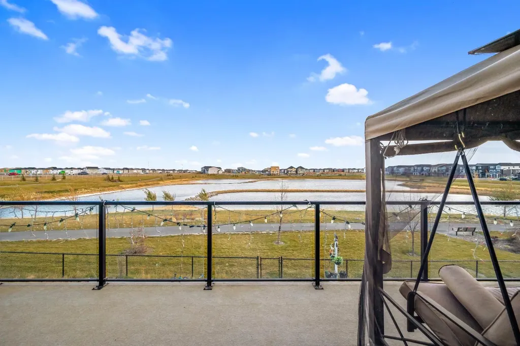 459 Savanna Way NE Calgary AB T3J 2L1