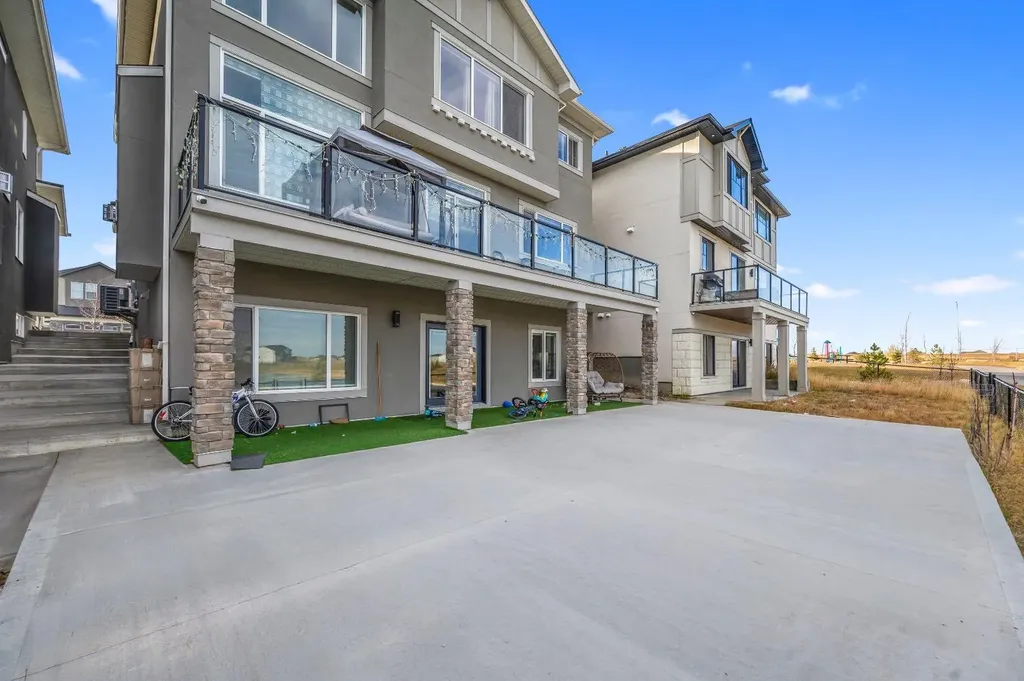 459 Savanna Way NE Calgary AB T3J 2L1