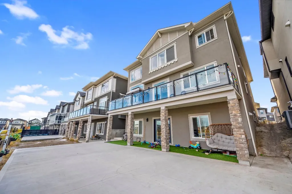 459 Savanna Way NE Calgary AB T3J 2L1
