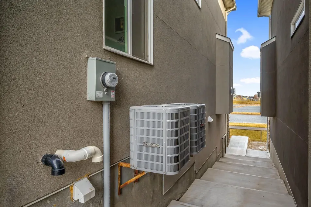 459 Savanna Way NE Calgary AB T3J 2L1