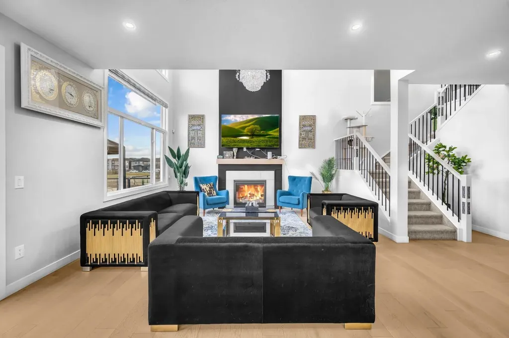 459 Savanna Way NE Calgary AB T3J 2L1