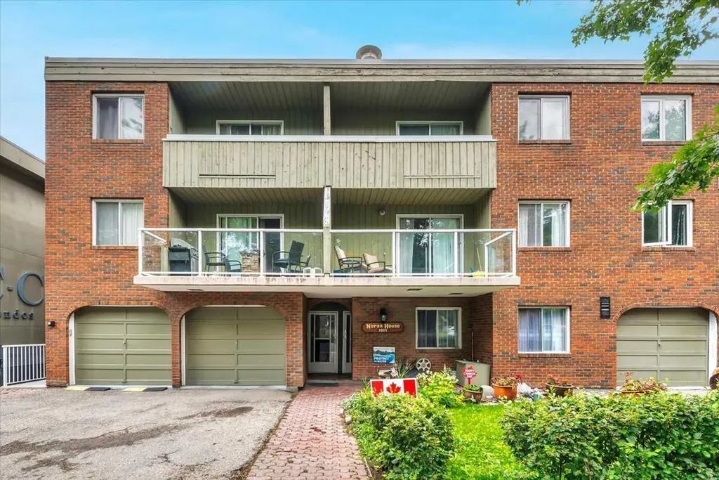 1814 18 Street SW Calgary AB T2T 4T1