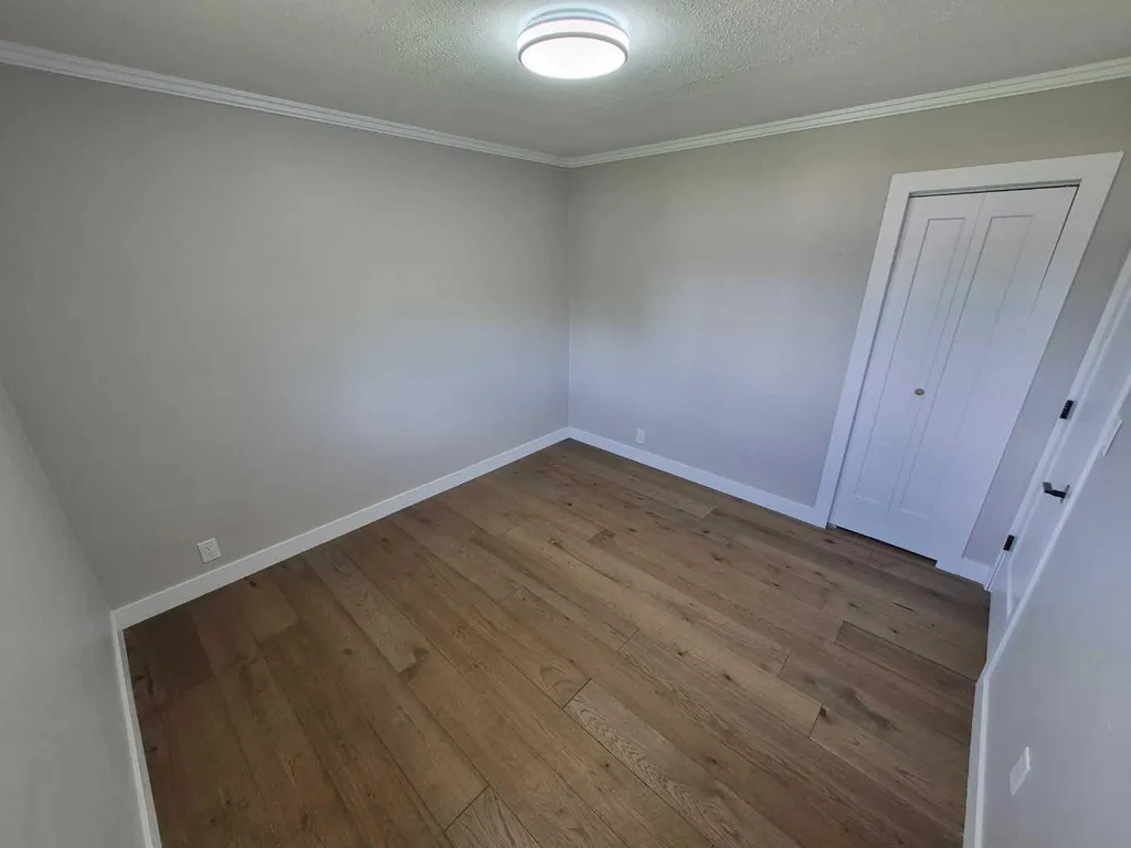 4931 54 Avenue Taber AB T1G 1H5