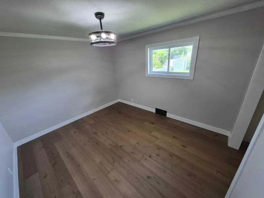 4931 54 Avenue Taber AB T1G 1H5