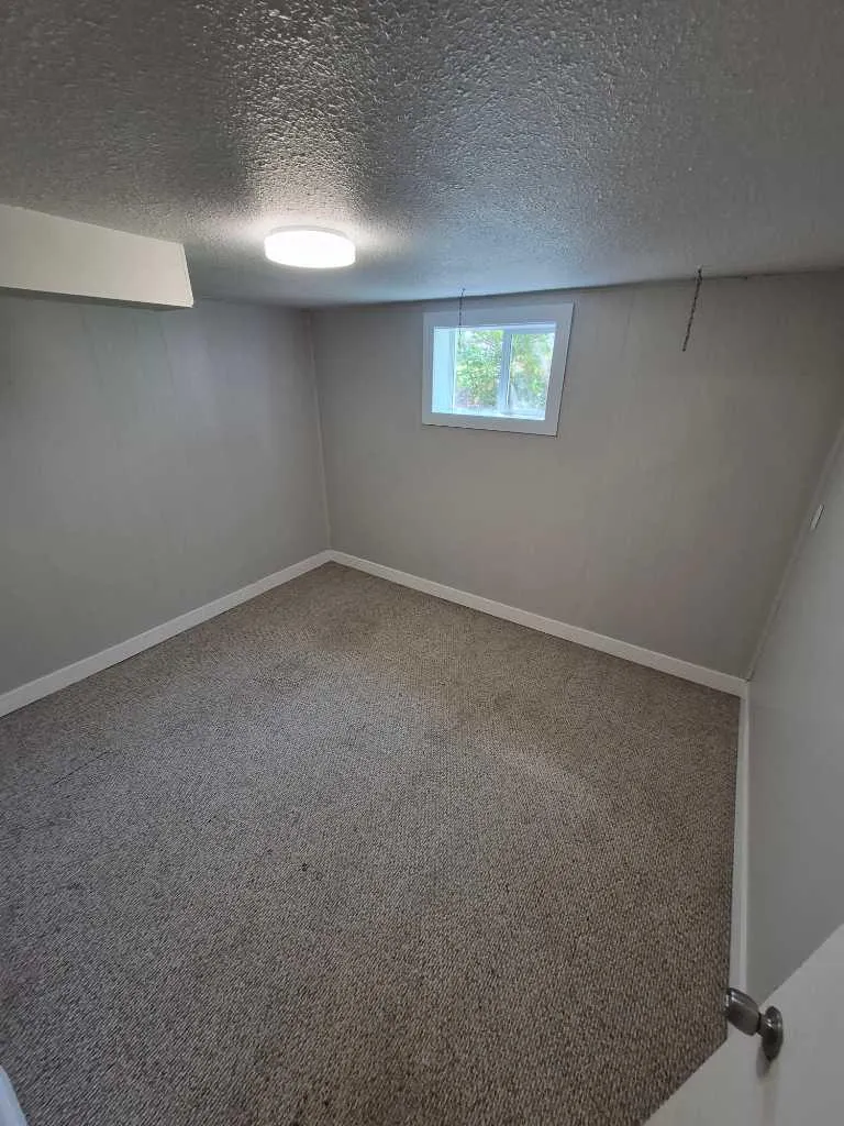 4931 54 Avenue Taber AB T1G 1H5