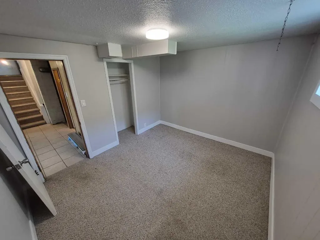 4931 54 Avenue Taber AB T1G 1H5