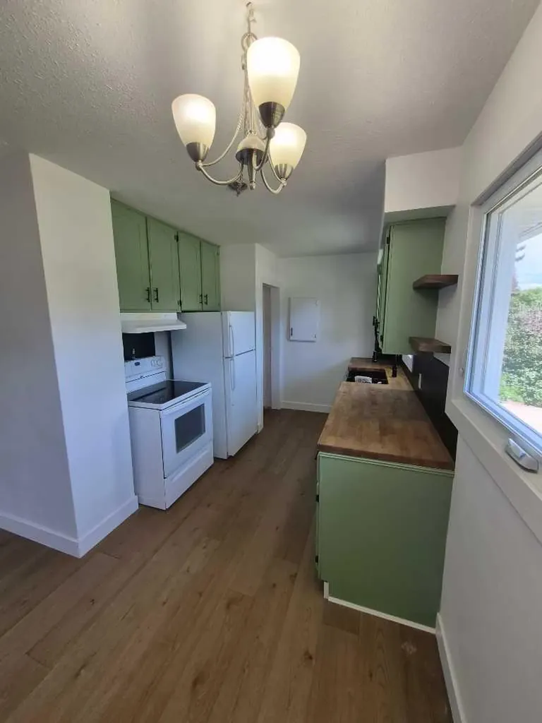 4931 54 Avenue Taber AB T1G 1H5
