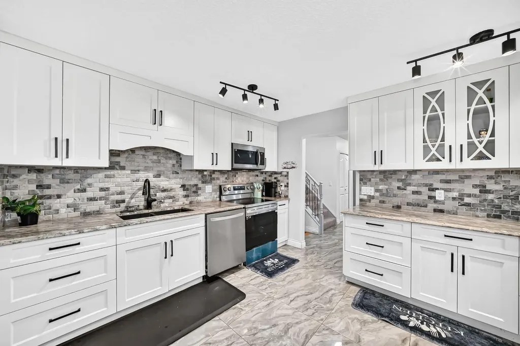 95 Templeson Way NE Calgary AB T1Y 5R1