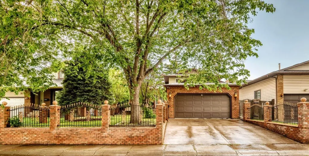 95 Templeson Way NE Calgary AB T1Y 5R1