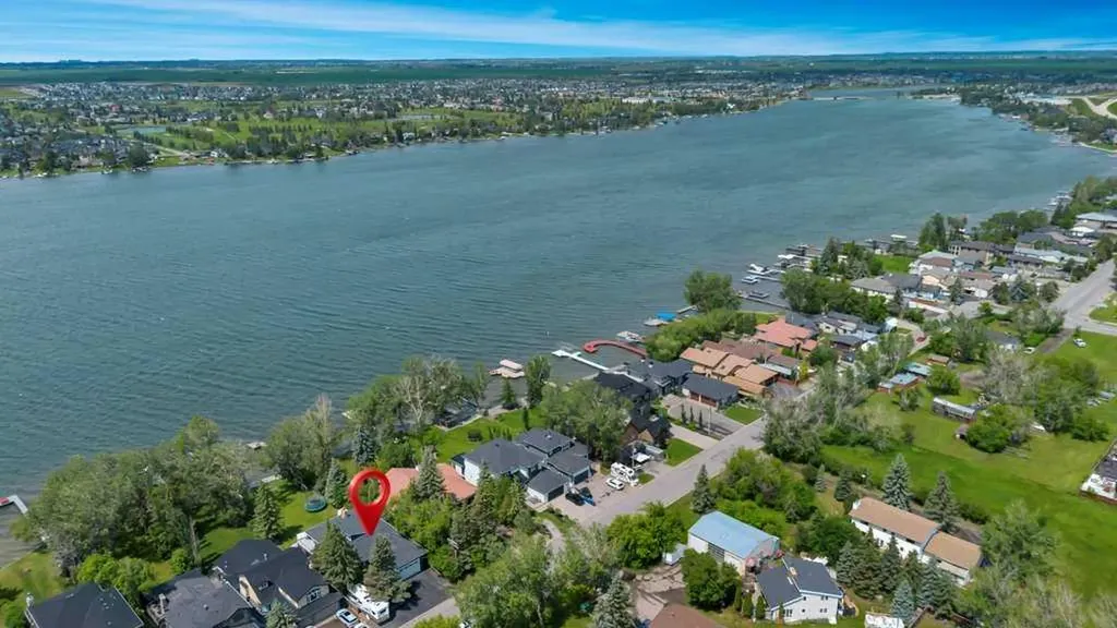601 East Chestermere Drive Chestermere AB T1X 1A4
