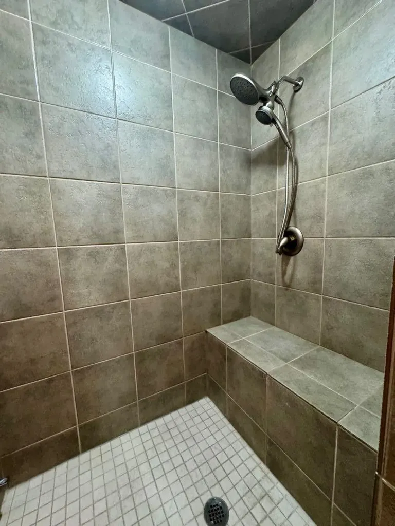 24 Hemlock Crescent SW Calgary AB T3C 2Z1