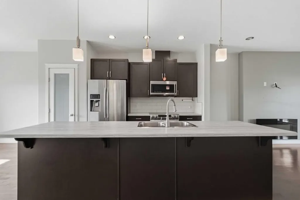 445 Heritage Drive Fort Mcmurray AB T9L 1S4