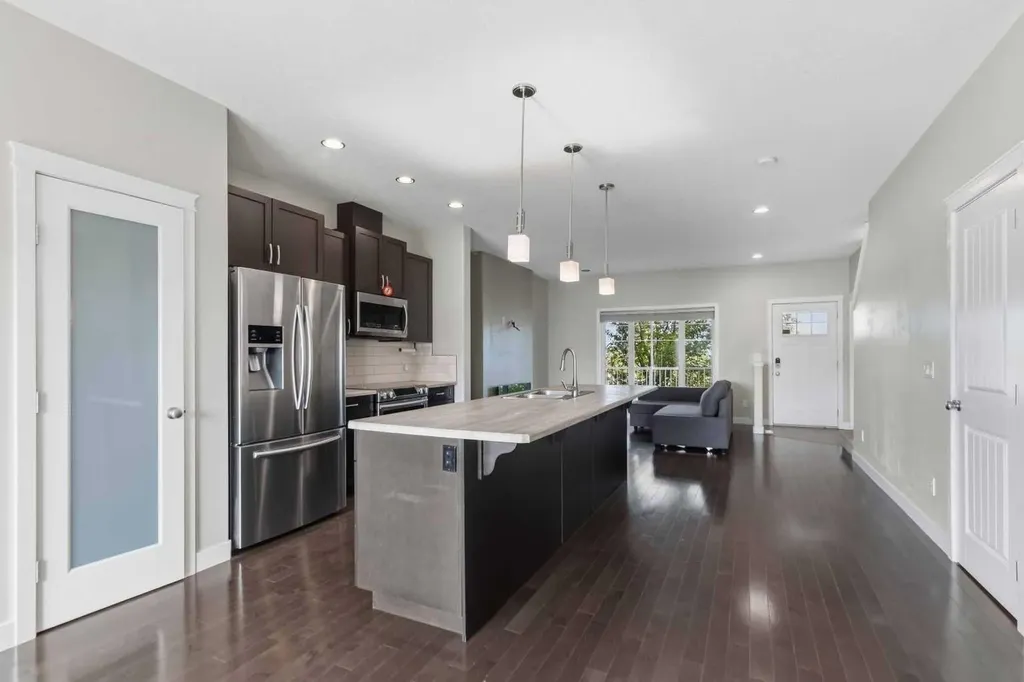 445 Heritage Drive Fort Mcmurray AB T9L 1S4