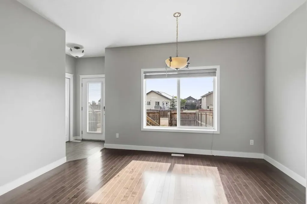 445 Heritage Drive Fort Mcmurray AB T9L 1S4