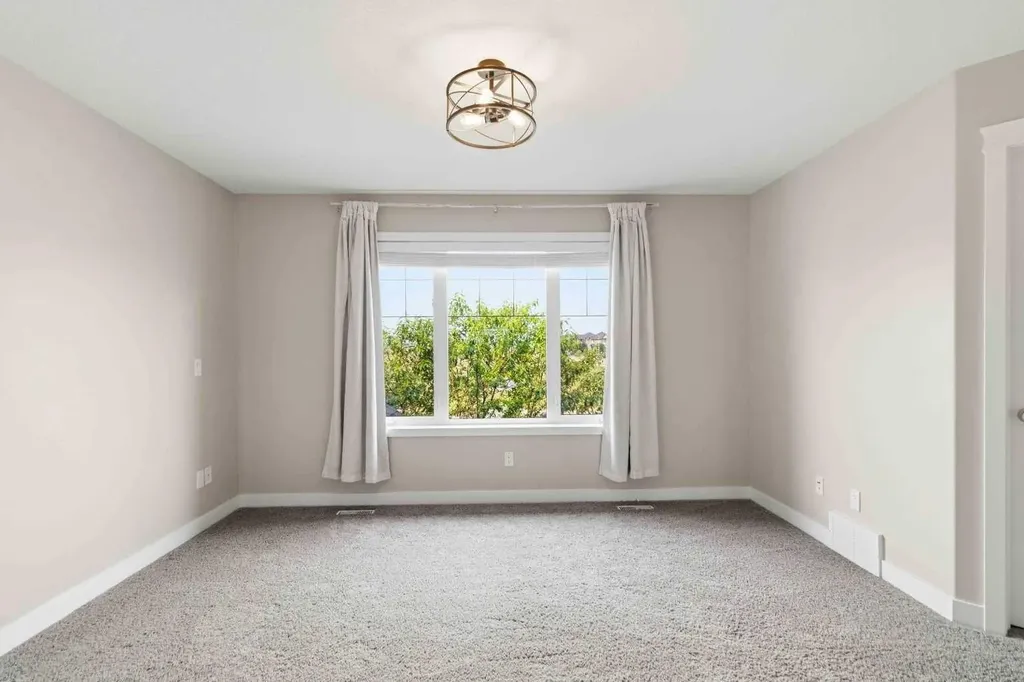 445 Heritage Drive Fort Mcmurray AB T9L 1S4