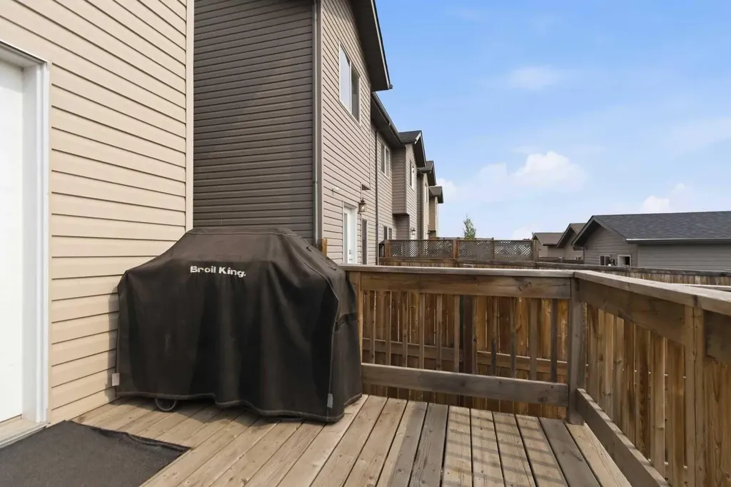 445 Heritage Drive Fort Mcmurray AB T9L 1S4