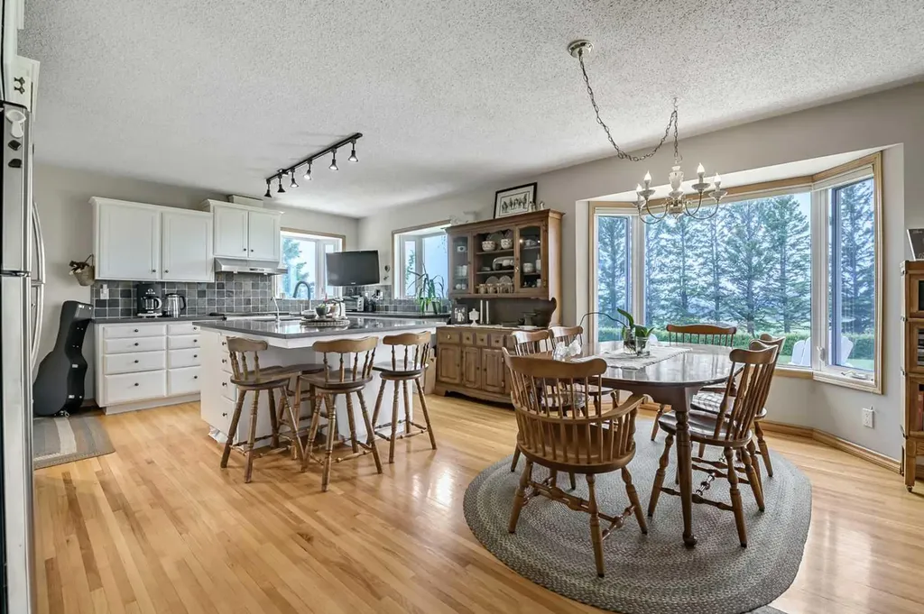 338076 Meridian Street Rural Foothills County AB T1S7B3