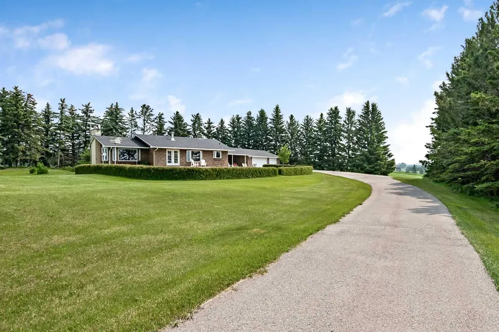338076 Meridian Street Rural Foothills County AB T1S7B3