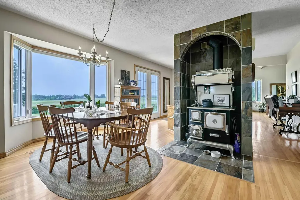 338076 Meridian Street Rural Foothills County AB T1S7B3