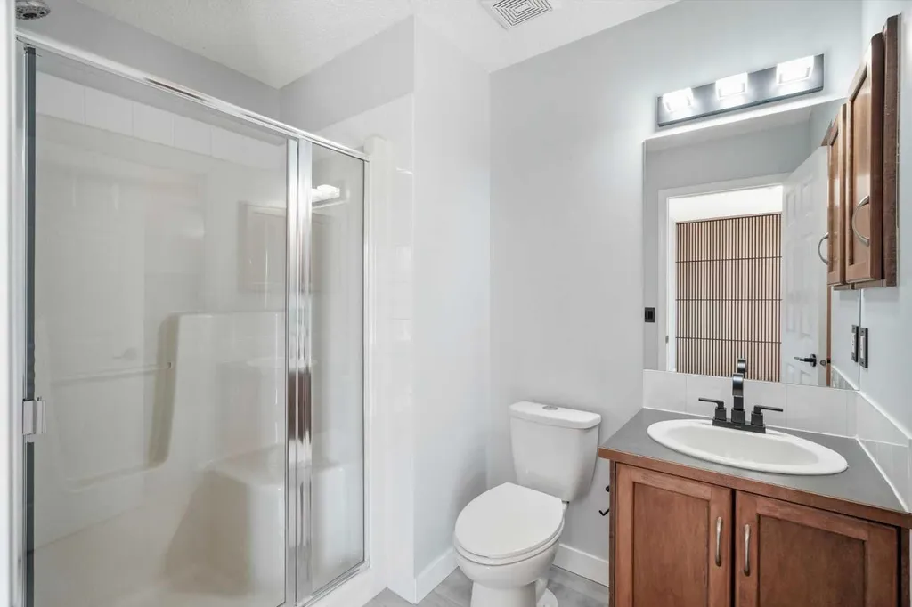 337 Copperfield Boulevard SE Calgary AB T2Z 4Z4