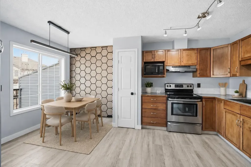 337 Copperfield Boulevard SE Calgary AB T2Z 4Z4