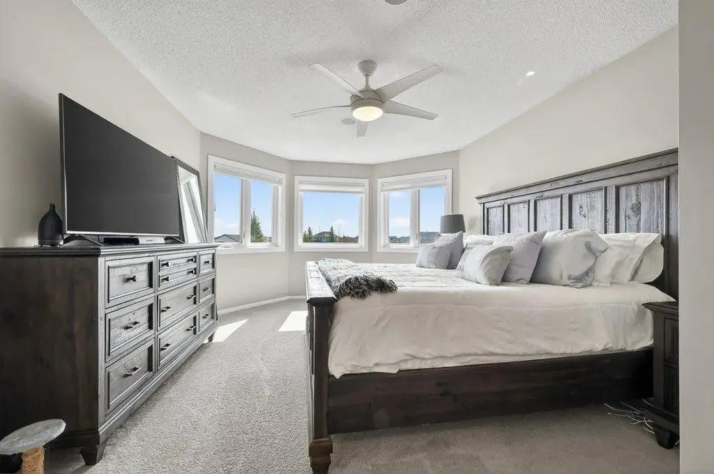 7 Henderson Bay NE Langdon AB T0J1X1