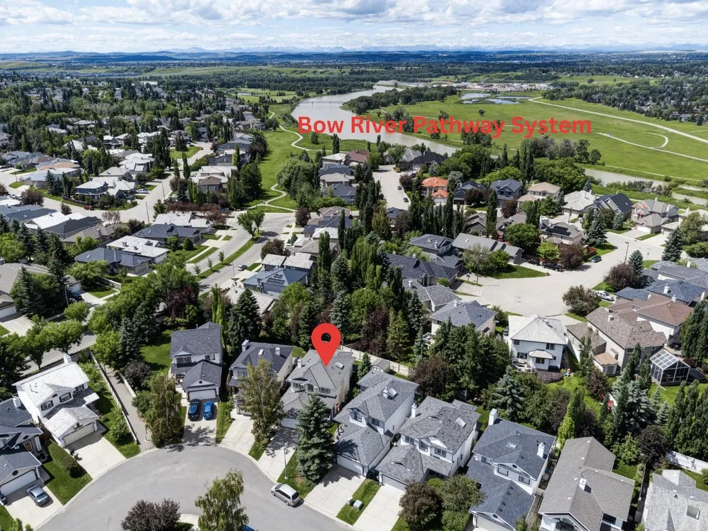 188 Mt Selkirk Close SE Calgary AB T2Z 2R5
